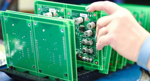 Últimas noticias de la empresa sobre La diferencia entre PCB y PCBA